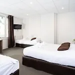 Logis Du Chateau Hotel 3*