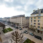 Logis Du Chateau Hotel 3*