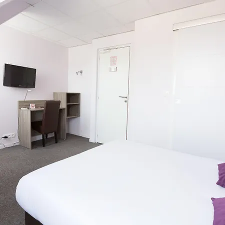 Logis Du Chateau 3* קאין