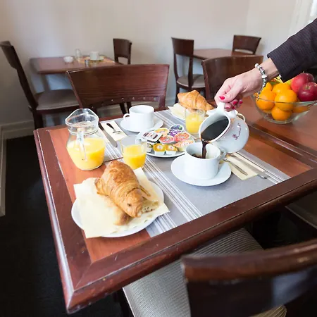 Logis Du Chateau 3* Caen