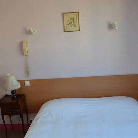 Hotel Logis Du Chateau
