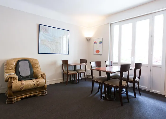 Logis Du Chateau Caen