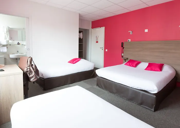 Logis Du Chateau Hotel Caen