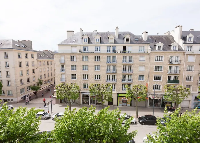 Hotel Logis Du Chateau